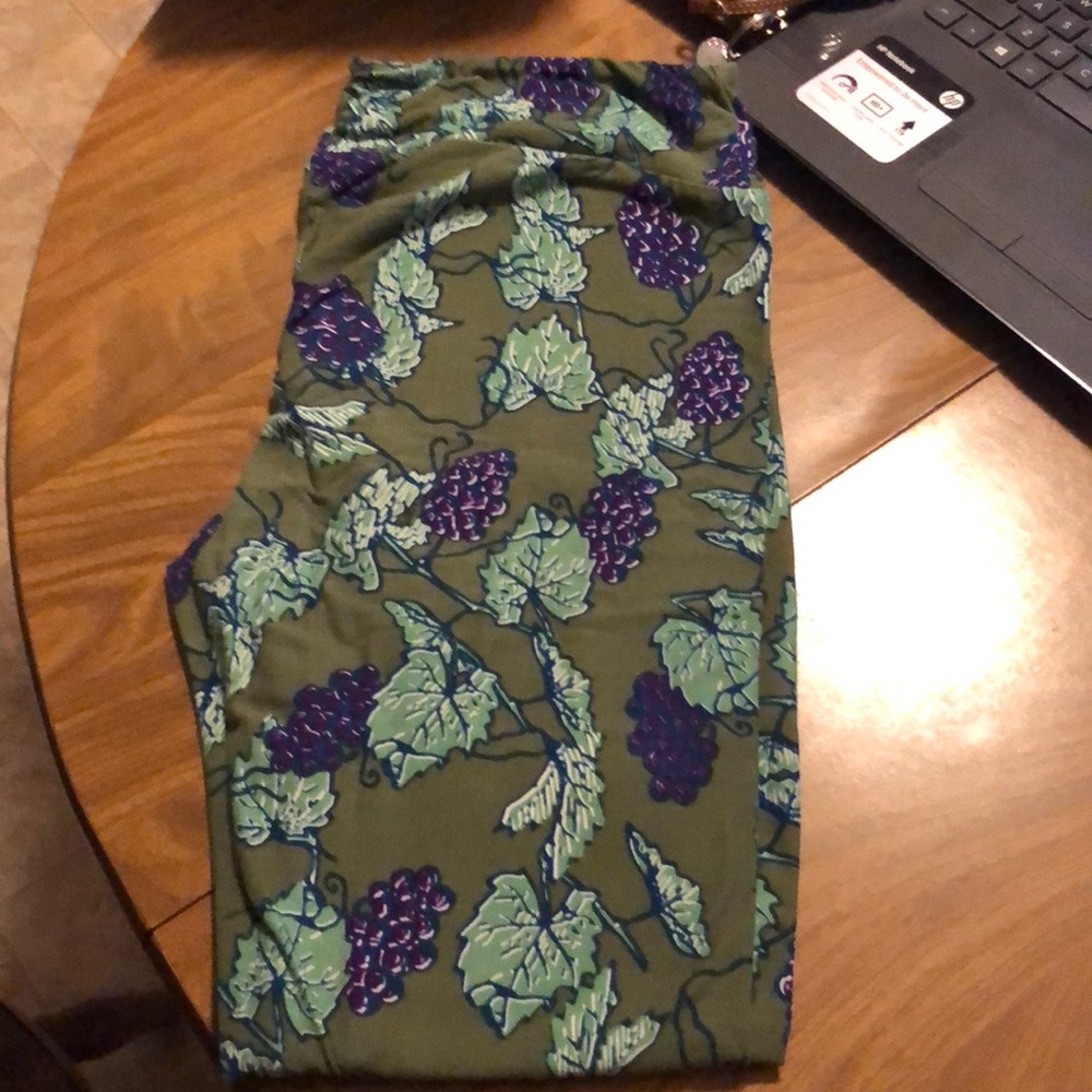 TC Lularoe leggings